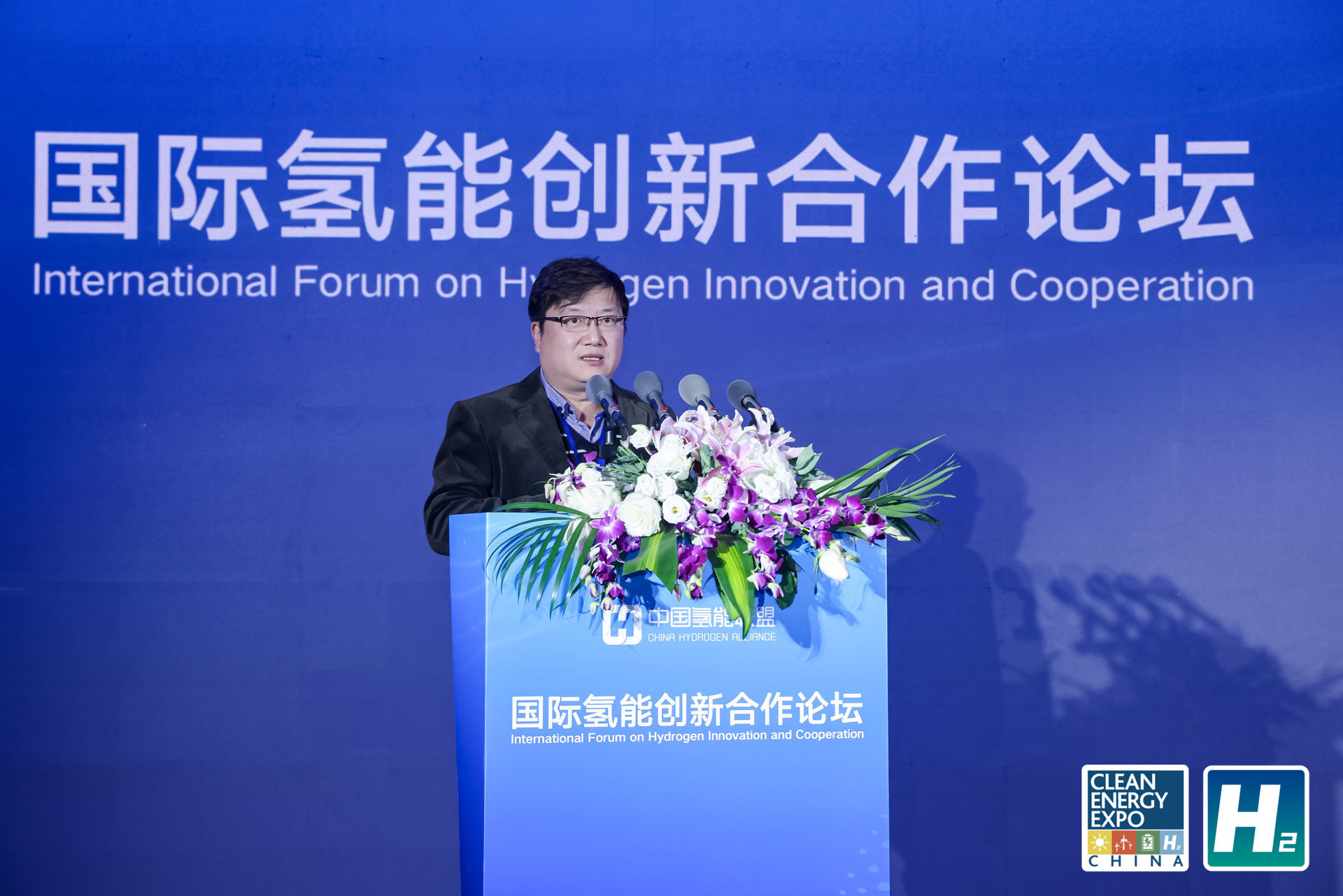Xiaoming Sun